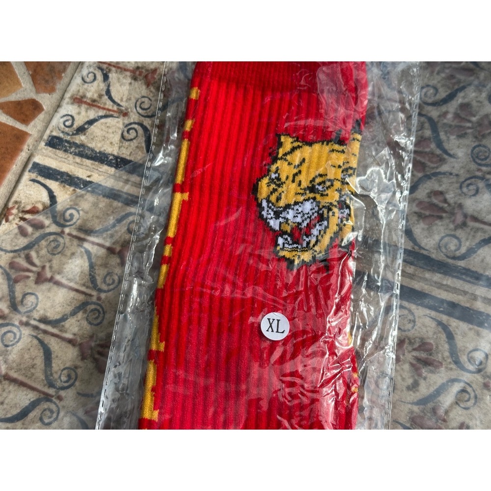 Red Cougars Mascot Graphic Crew Socks XL Yellow Black Athletic Streetwear